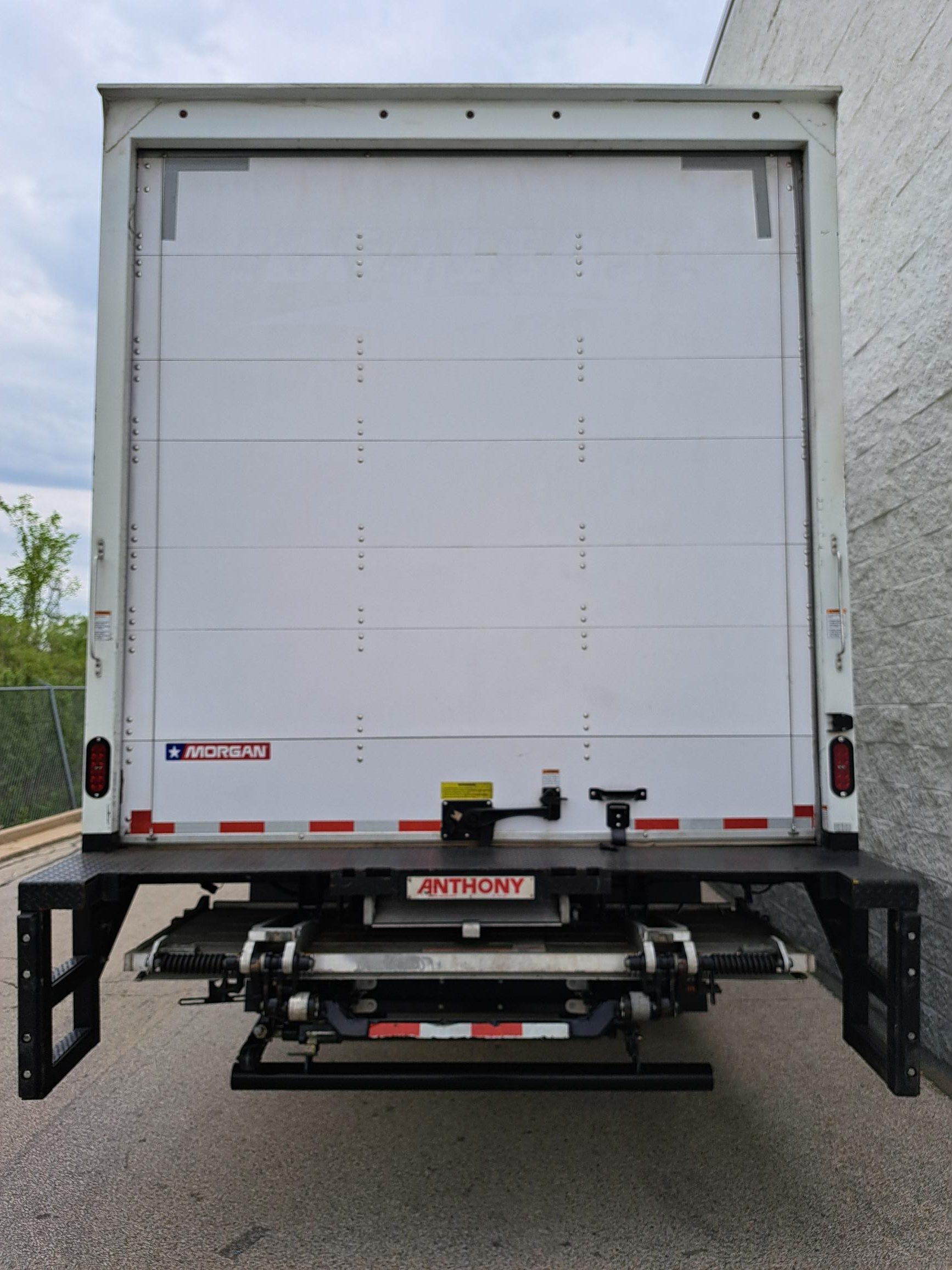 Milwaukee Inventory - Lakeside International Trucks