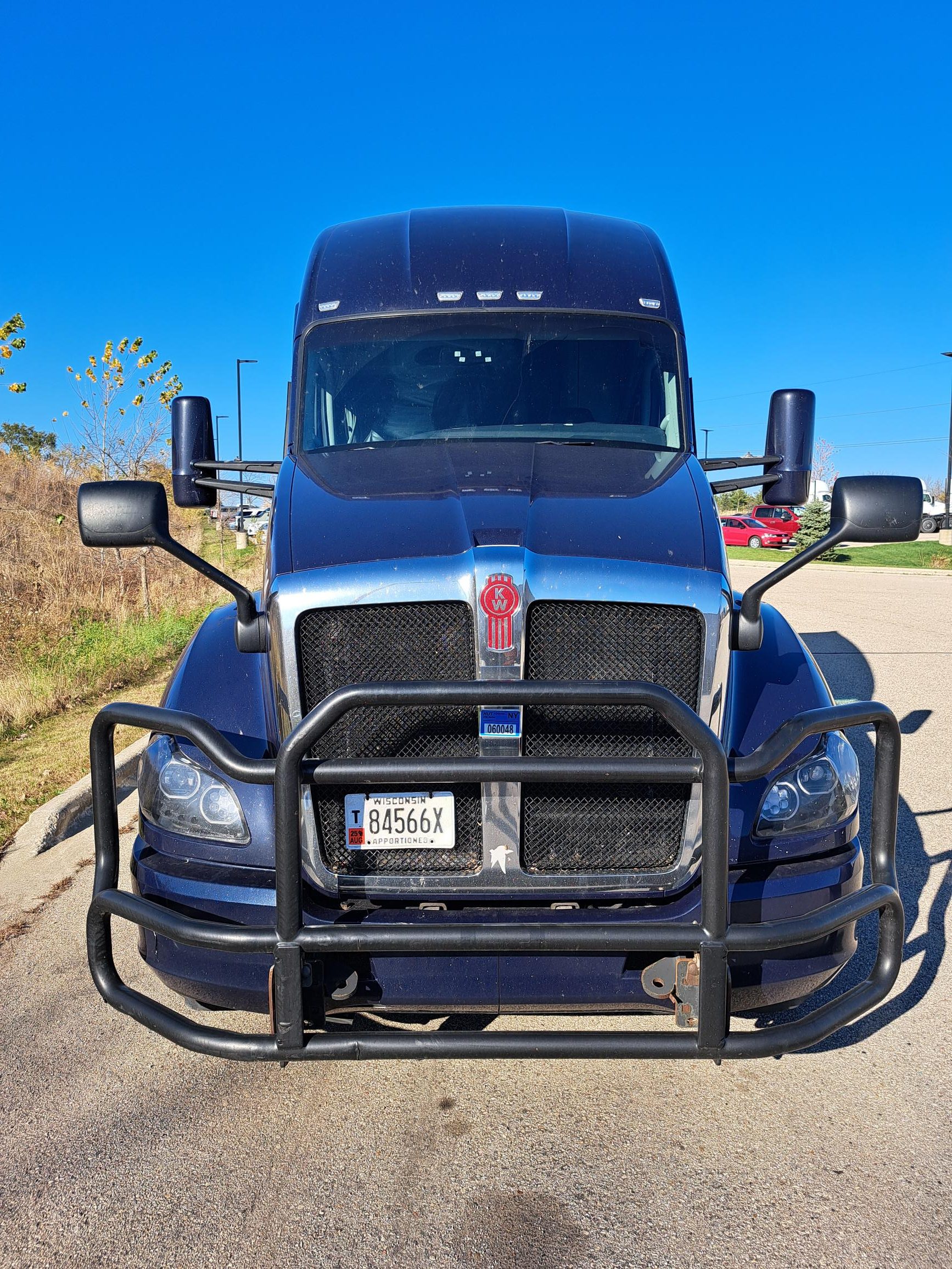 2020 Kenworth T680 - image 5 of 6